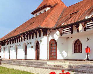 Hortobagy Club Hotel Exterior foto
